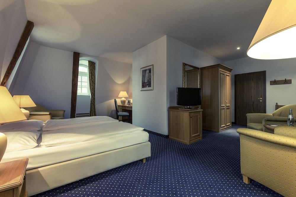 Hotel Schloss Neustadt-Glewe Extérieur photo