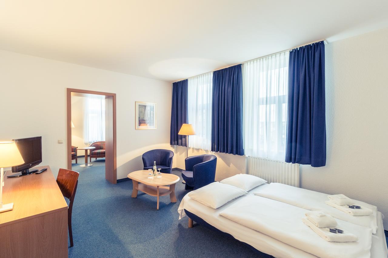 Hotel Schloss Neustadt-Glewe Extérieur photo